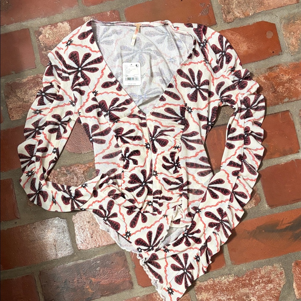 NWT-Free People “Through the Meadow” Floral Long Sleeve Top XS - Picture 5 of 10